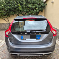 Volvo v60 cross country