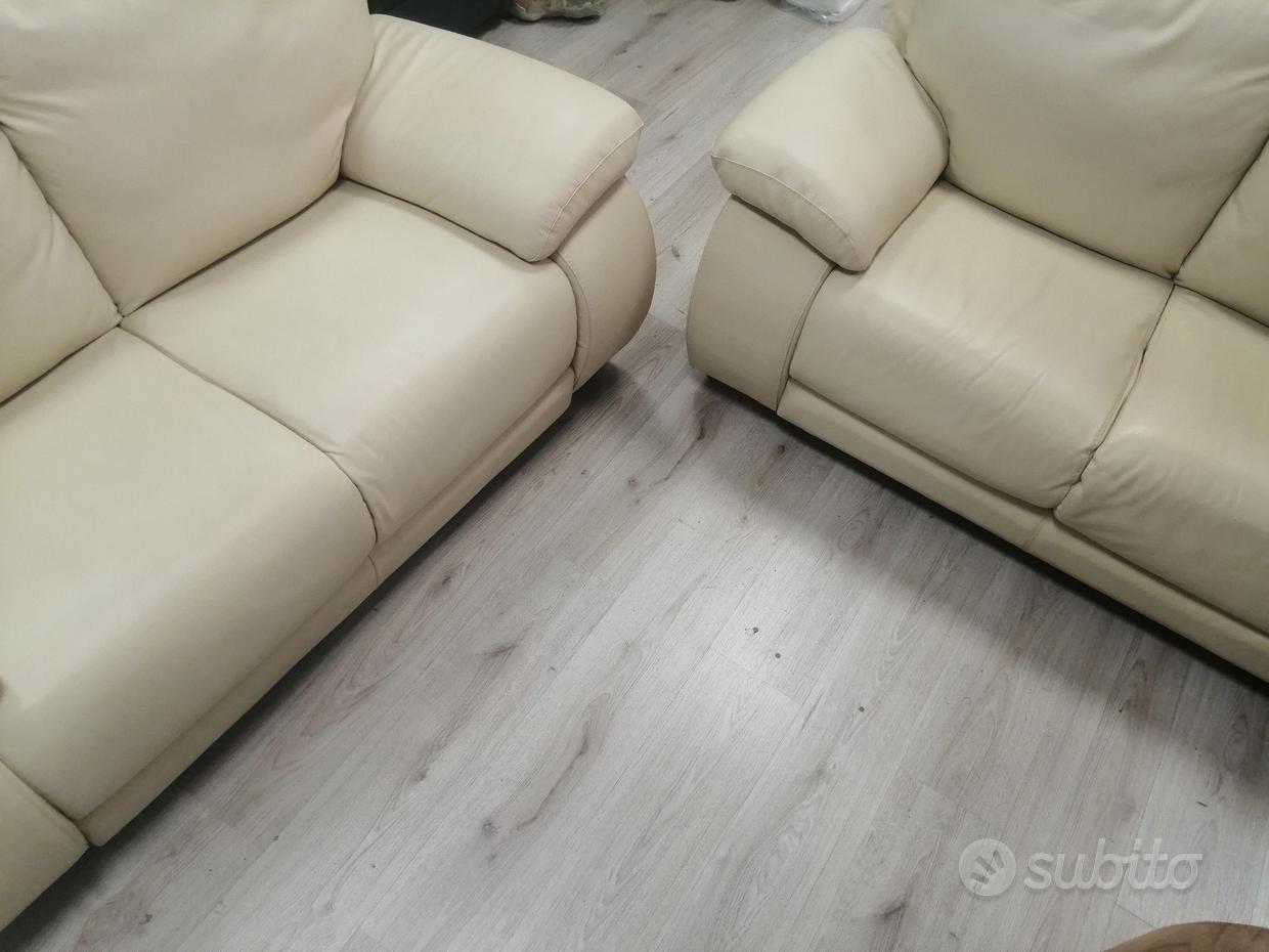 Divani Usati Divani In Vendita Su Letto Divano Usato Divano Letto