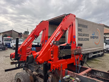 Gru Amco Veba 704
