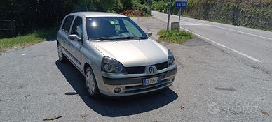 Renault Clio 1.6 16V cat 5 porte Initiale