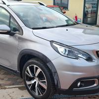 Peugeot 2008 BlueHDi 120 S&S Crossway
