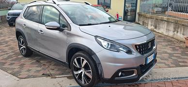 Peugeot 2008 BlueHDi 120 S&S Crossway