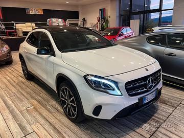Mercedes GLA 200 d Automatic 4Matic Premium/UNICA 
