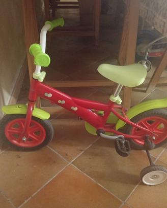 Bicicletta con rotelle