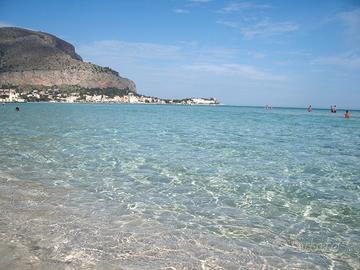 Ferie d'estate vicino il mare di Mondello