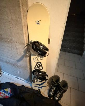 Snowboard K2 con attacchi + scarponi, full set