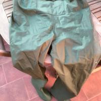 SCAFANDRO PER PESCA GOMMATO CON STIVALI