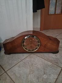 Orologio pendeluhr da tavolo o da camino