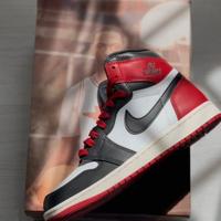 Jordan 1 black toe 7us