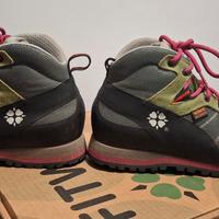 scarpone trekking donna marca fitwell 38