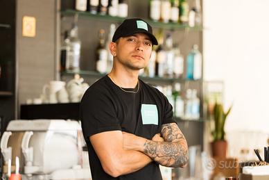 Barista o anche cameriere di sala