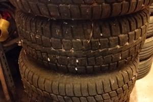 Gomme invernali 265 70 R15