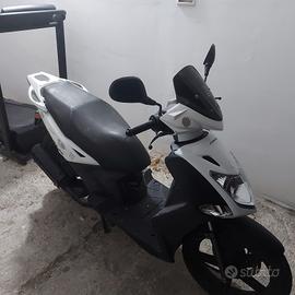 kimco 50 cc.quatro tempi