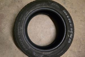 Pneumatici invernali MINERVA FROSTRACK UHP 235/55