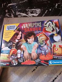 Vampiri e sangue Clementoni 