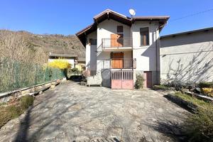 CASA SEMINDIPENDENTE A MATTIE