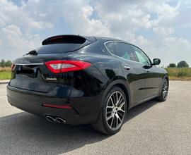 MASERATI LEVANTE 3.0 diesel 275cv