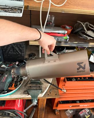 SILENZIATORE AKRAPOVIC SLIP ON