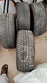 4 Gomme Invernali Hankook 205/45 R17 – Buono stato