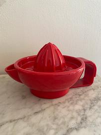 Spremiagrumi manuale in plastica rossa Guizzini