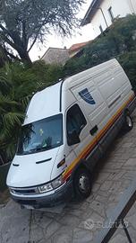furgone  Iveco Daily 