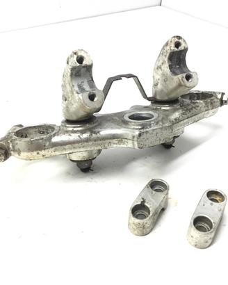 YAMAHA XV SPECIAL 500 PIASTRA SUPERIORE FORCELLA M