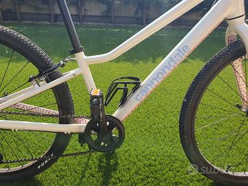 Bicicletta Cannondale kids Quick 24