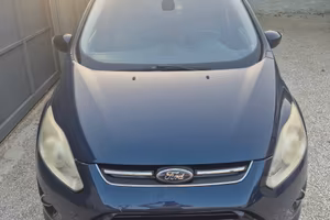 Ford C-Max Titanium