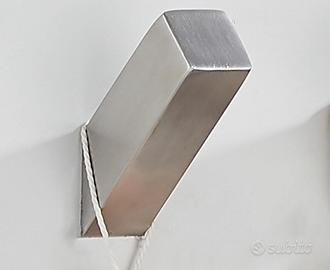 Gancio appendiabiti design acciaio satinato
