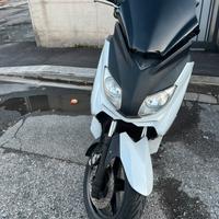 Scooter xmax 125 2011