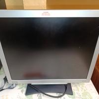 Monitor LCD Benq 17 pollici