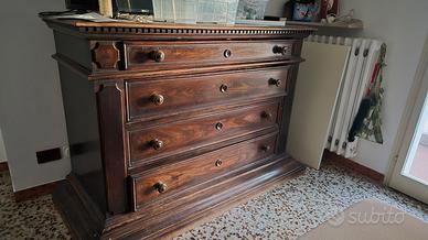 cassettiera,  comodini e testata letto