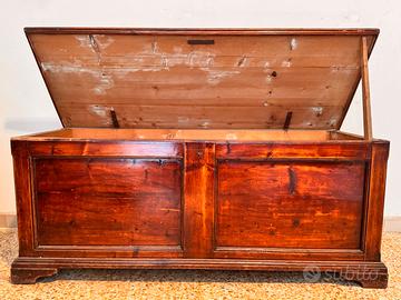 Baule antico / Cassapanca in legno