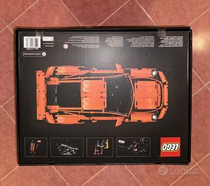 LEGO TECHNIC 42056 PORSCHE 911 GT3 RS
