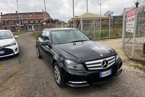 Mercedes-benz C 220 CDI BlueEFFICIENCY Avantgarde