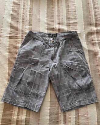 Pantaloncini corti taglia 48