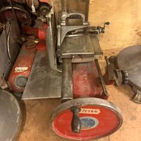 Affettatrice a volano da restaurare