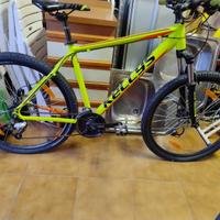 Bicicletta mountain bike