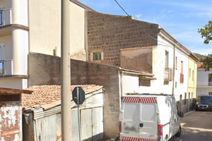 Casa/Rudere nel centro di San Salvatore T