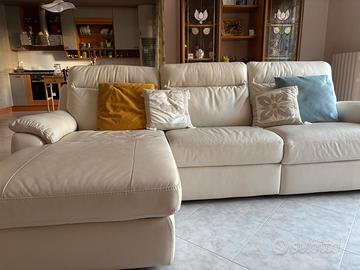 Divano in vera pellebianco panna di Divano Divani