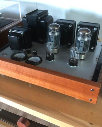 Amplificatore a valvole TP audio KT120bf