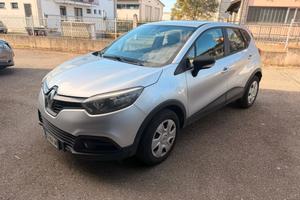 RENAULT CAPTUR IN ARRIVO