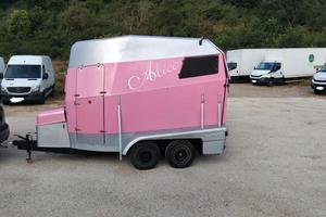 trailer trasporto cavalli