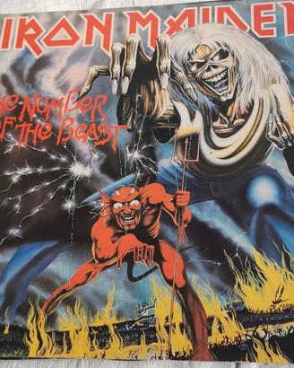 long play Iron Maiden in buone condizioni