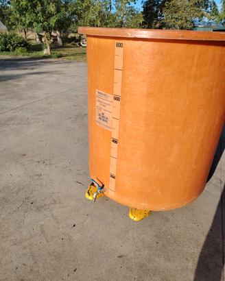 2 Contenitori  800 litri