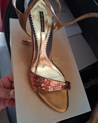 scarpe con tacco in buone condizioni 