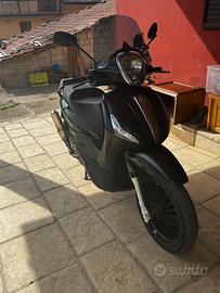 Piaggio Beverly 300