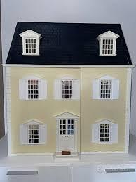 Casa Vittoriana per bambole da collezione