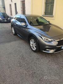 Infiniti q30