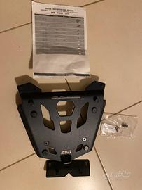 Portapacchi Givi per BMW R1200/R1250 Gs.
